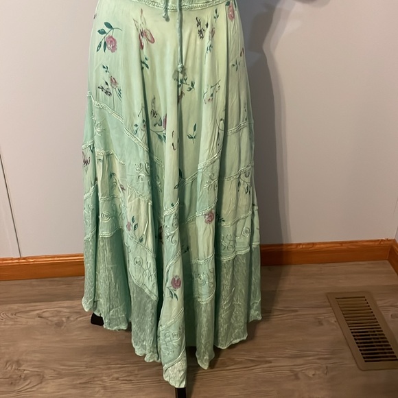NWT, 1X/2X Mint Green Maxi Dress - Picture 3 of 14
